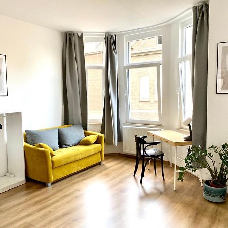 דיסבורג 2 Rooms, Free Parking, 25 Min To Duesseldorf, 150 Mbps Wlan מראה חיצוני תמונה