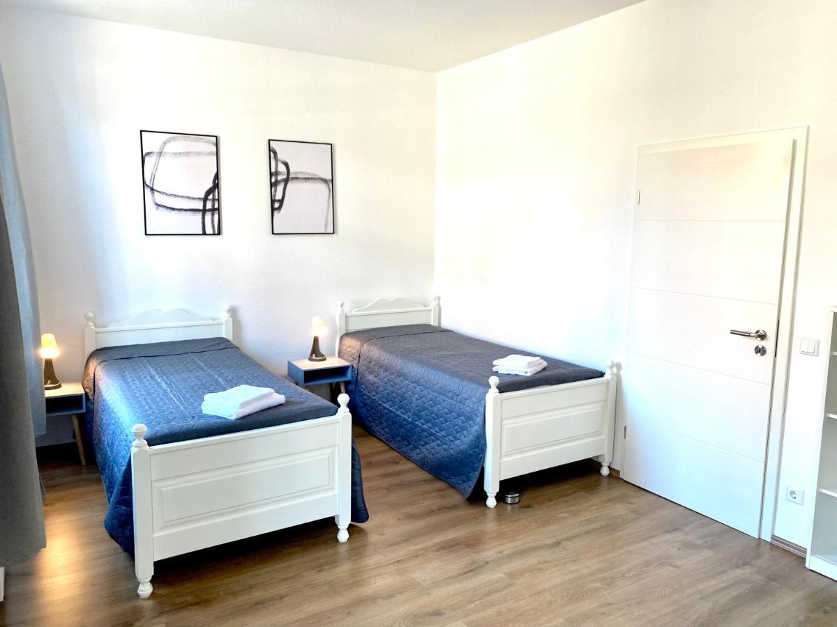 דיסבורג 2 Rooms, Free Parking, 25 Min To Duesseldorf, 150 Mbps Wlan מראה חיצוני תמונה