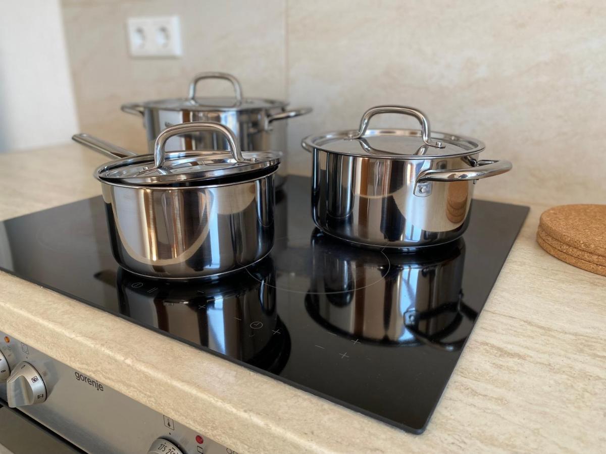 דיסבורג 2 Rooms, Free Parking, 25 Min To Duesseldorf, 150 Mbps Wlan מראה חיצוני תמונה